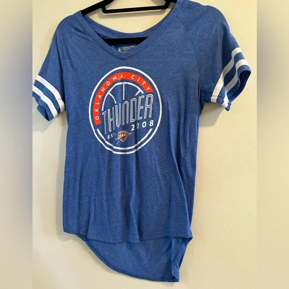 OKC thunder shirt - Picture 1 of 2